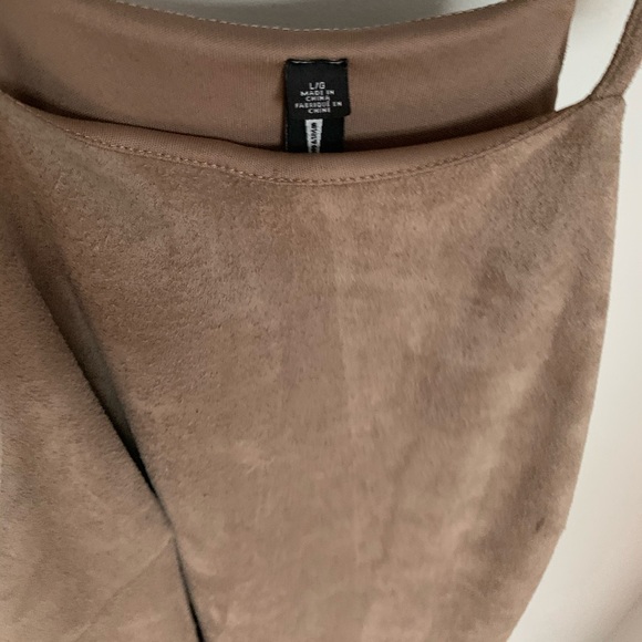 Design lab valvet top! - Picture 3 of 5